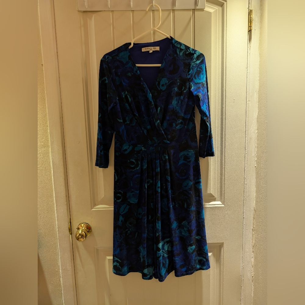 Elegant Blue Floral Dress